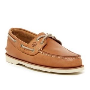 Sperry
Leeward 2-Eye Leather Boat Shoe